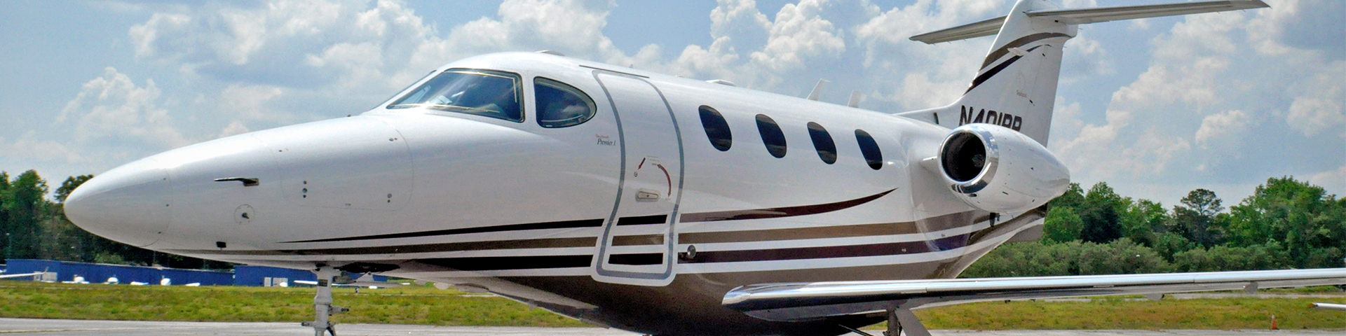 Hawker Premier 12 - Hawker Premier 1
