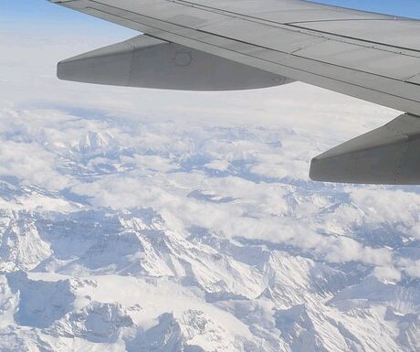 privatejet - 5 Reasons that Chartering a Jet for Business Travel is Better